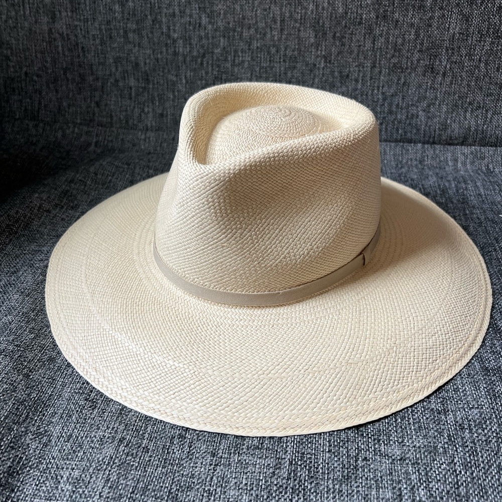 NWOT Women’s Cuyana Wide Brim Ecuador Hat (Panama Hat) sz 58)